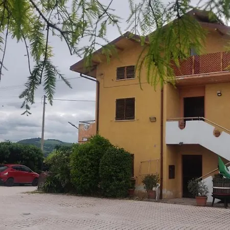 Azienda Agrituristica Piccolo Ranch Farm stay *